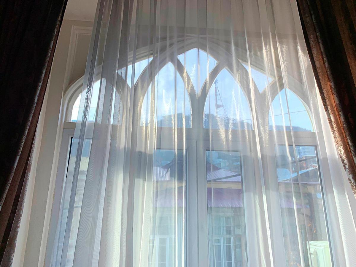 Central Location King Size Bed Tbilisi ภายนอก รูปภาพ